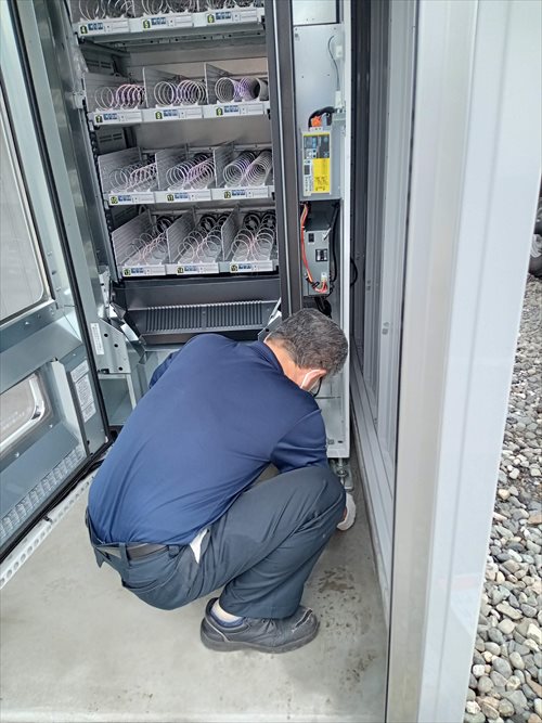 自販機設置なら、まかせて安心!秀中 静岡